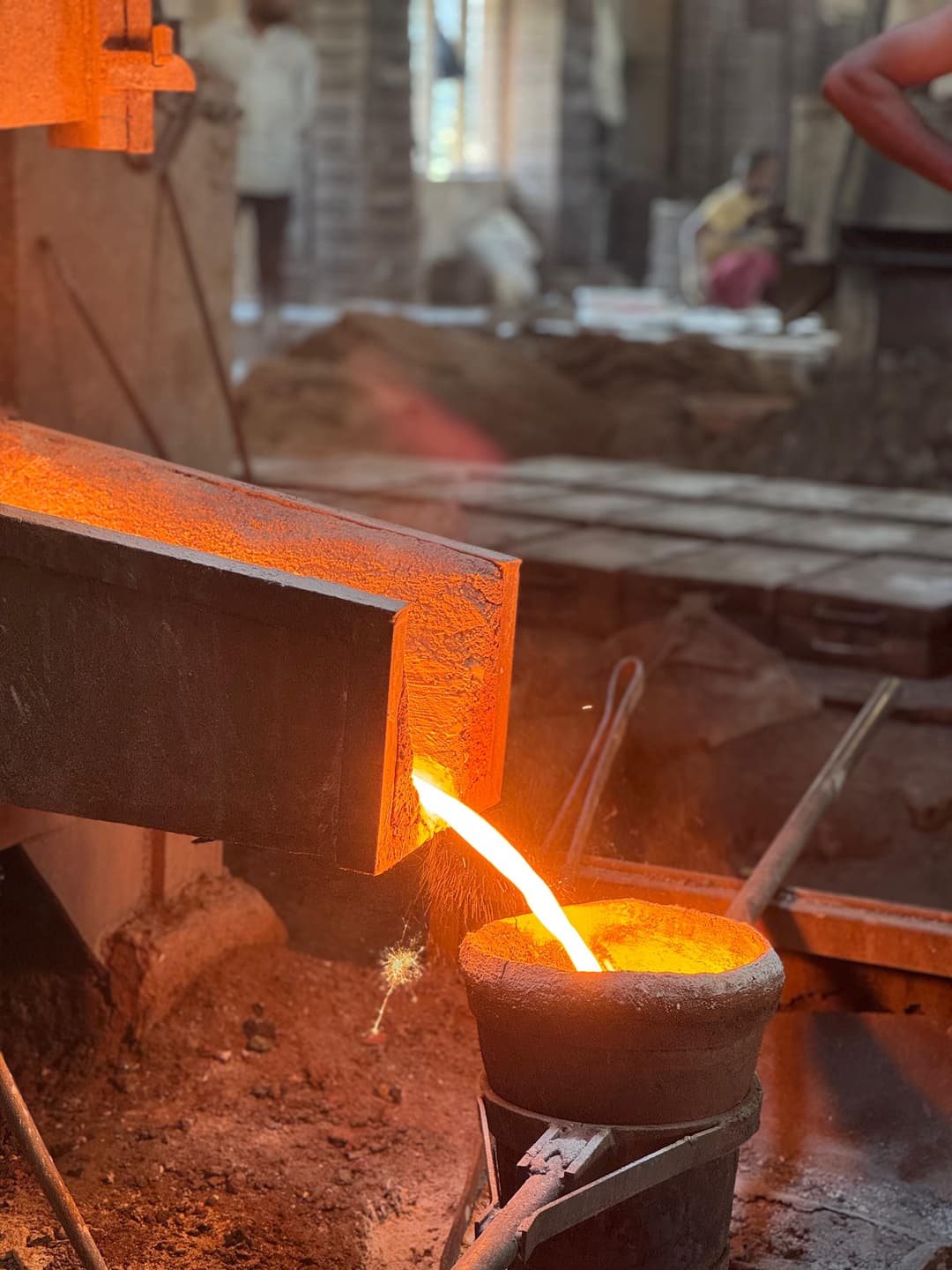 Step 4: Extracting Molten Metal